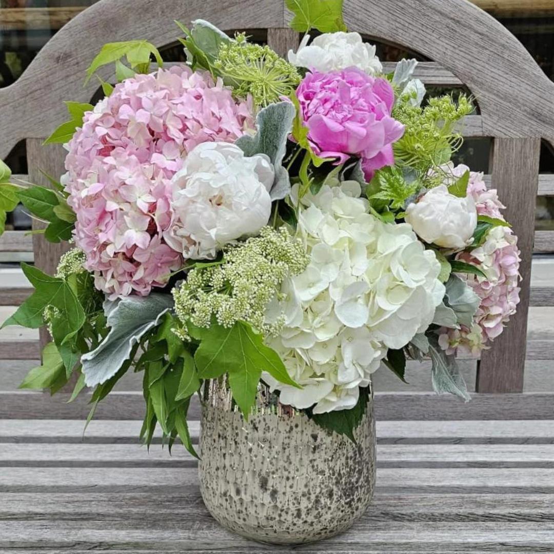 Mother's Day Louise Composition